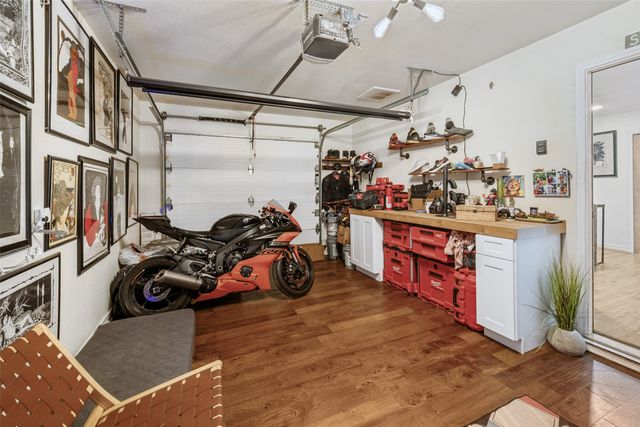 1212 E Jessamine Street, Fort Worth, TX 76104