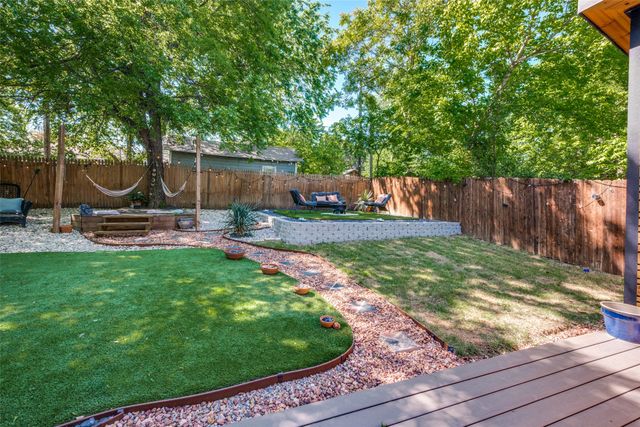 1212 E Jessamine Street, Fort Worth, TX 76104