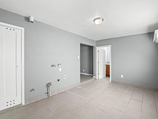 1531 N Fresno Street, Fresno, CA 93703