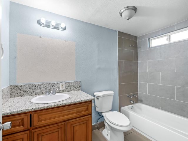 1531 N Fresno Street, Fresno, CA 93703