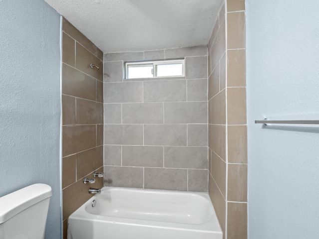 1531 N Fresno Street, Fresno, CA 93703