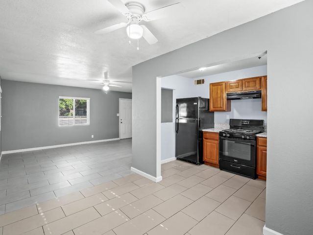 1531 N Fresno Street, Fresno, CA 93703