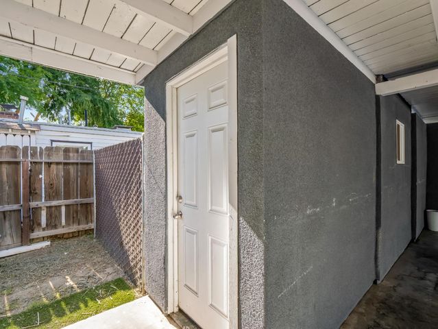 1531 N Fresno Street, Fresno, CA 93703
