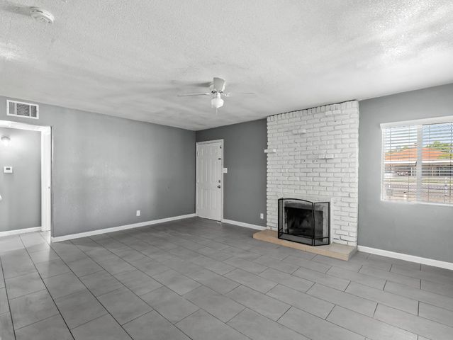 1531 N Fresno Street, Fresno, CA 93703