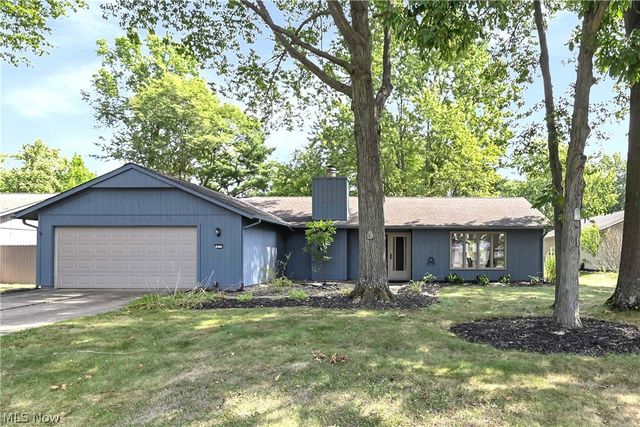 10773 Pebble Brook Lane, Strongsville, OH 44149