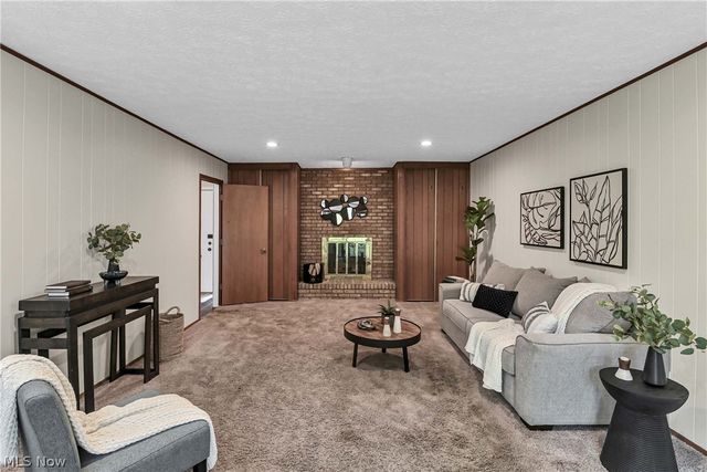 10773 Pebble Brook Lane, Strongsville, OH 44149