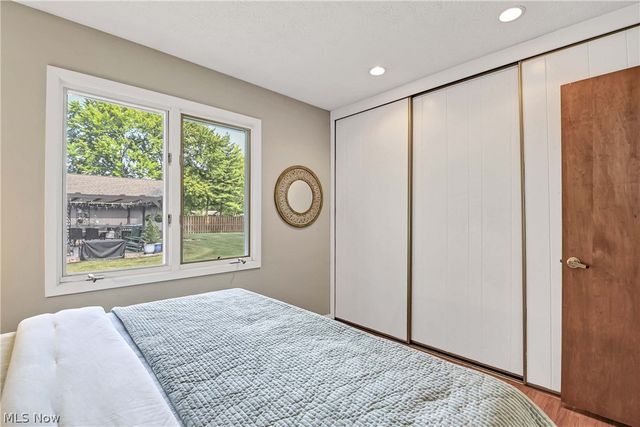 10773 Pebble Brook Lane, Strongsville, OH 44149