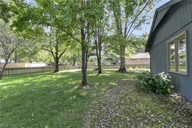 10773 Pebble Brook Lane, Strongsville, OH 44149