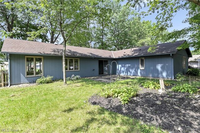 10773 Pebble Brook Lane, Strongsville, OH 44149