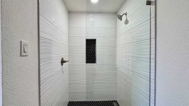 3915 Spring Hollow Drive, Carrollton, TX 75007