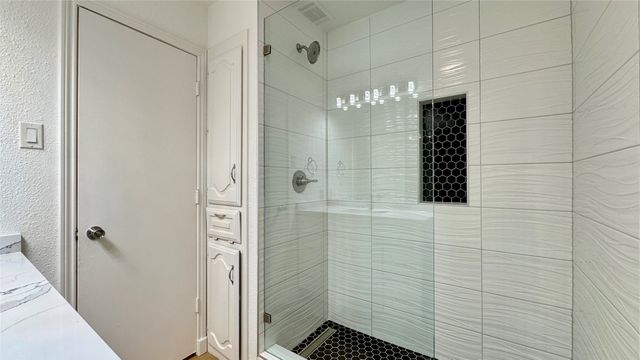 3915 Spring Hollow Drive, Carrollton, TX 75007