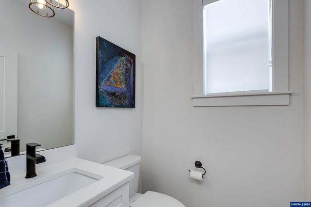 3253 Doughton St S, Salem, OR 97302