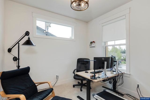 3253 Doughton St S, Salem, OR 97302