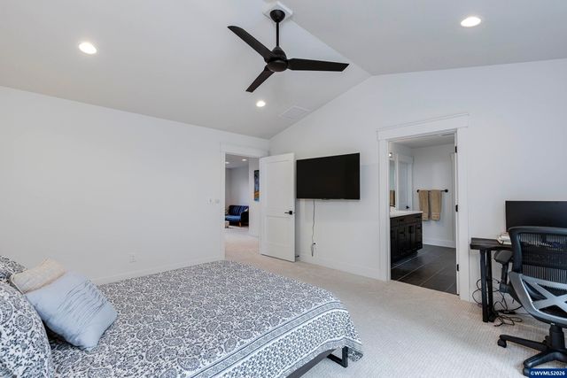 3253 Doughton St S, Salem, OR 97302