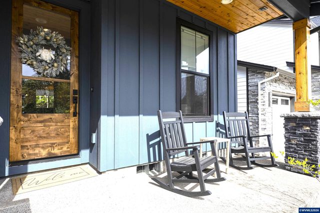 3253 Doughton St S, Salem, OR 97302