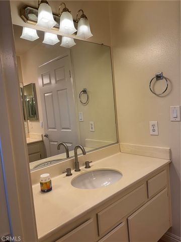 7515 Melvin, Reseda, CA 91335