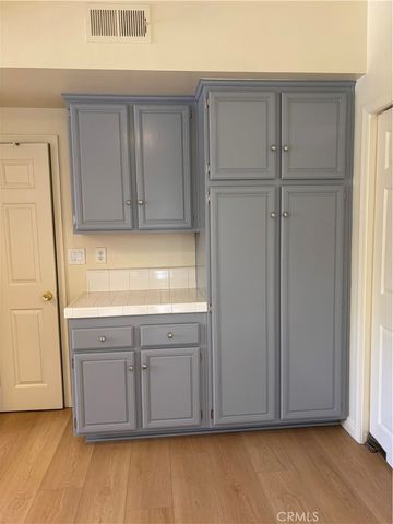 7515 Melvin, Reseda, CA 91335