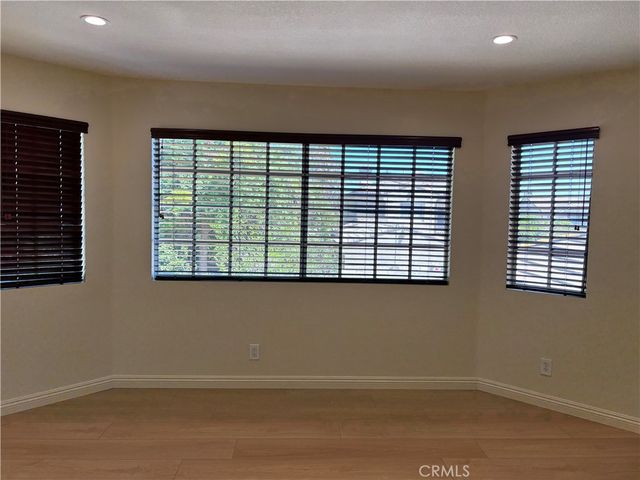 7515 Melvin, Reseda, CA 91335