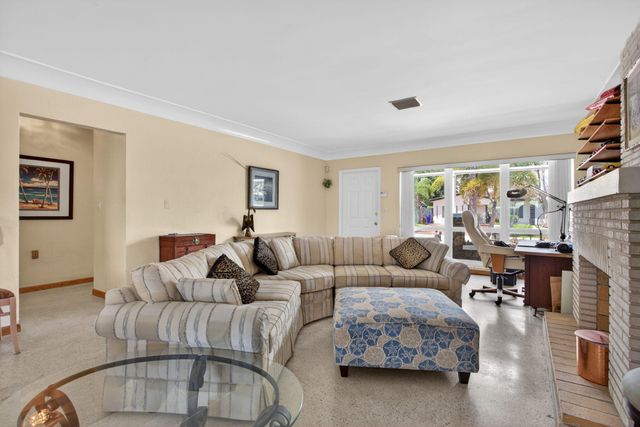 420 SE 14TH Avenue, Pompano Beach, FL 33060