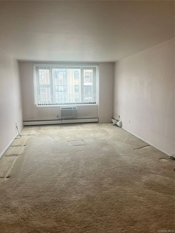 35 Stewart 601, Mount Kisco, NY 10549