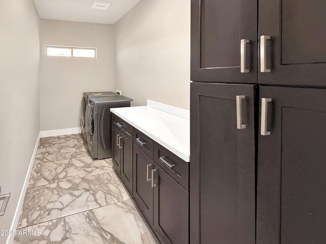 1712 E JOELLE Drive, Casa Grande, AZ 85122