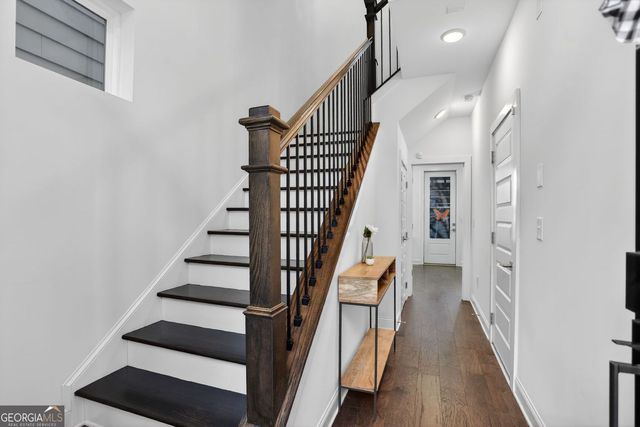 513 NE Broadview Place NE, Atlanta, GA 30324