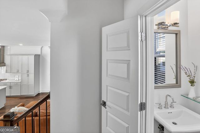 513 NE Broadview Place NE, Atlanta, GA 30324