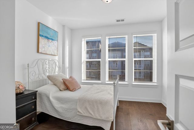 513 NE Broadview Place NE, Atlanta, GA 30324