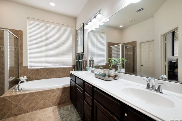 3619 Pinnacle, San Antonio, TX 78261