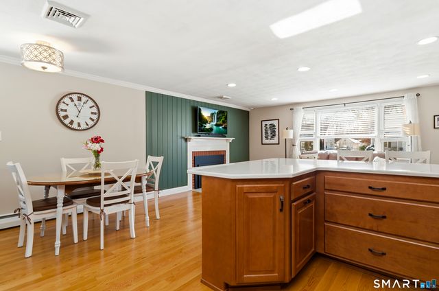 140 Dowd Street, Newington, CT 06111