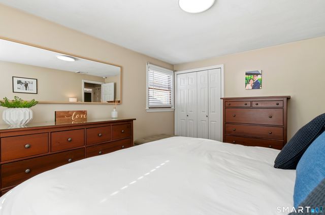 140 Dowd Street, Newington, CT 06111