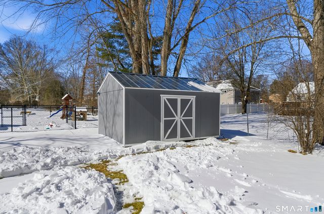 140 Dowd Street, Newington, CT 06111