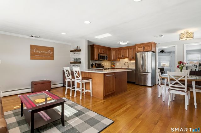 140 Dowd Street, Newington, CT 06111