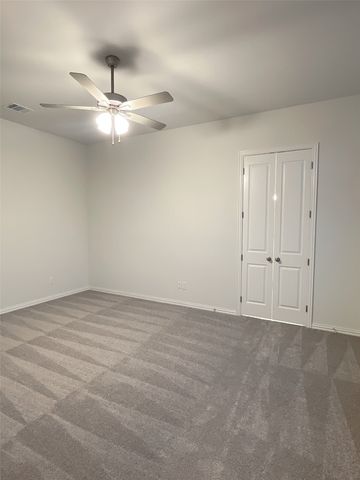 501 Orchard Place, Van Alstyne, TX 75495