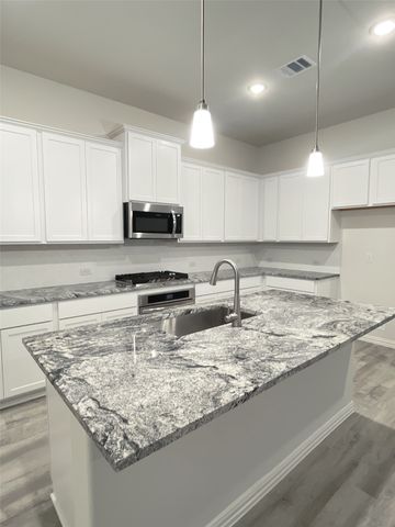 501 Orchard Place, Van Alstyne, TX 75495
