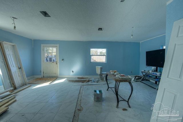 800 Mallory St, Pensacola, FL 32501