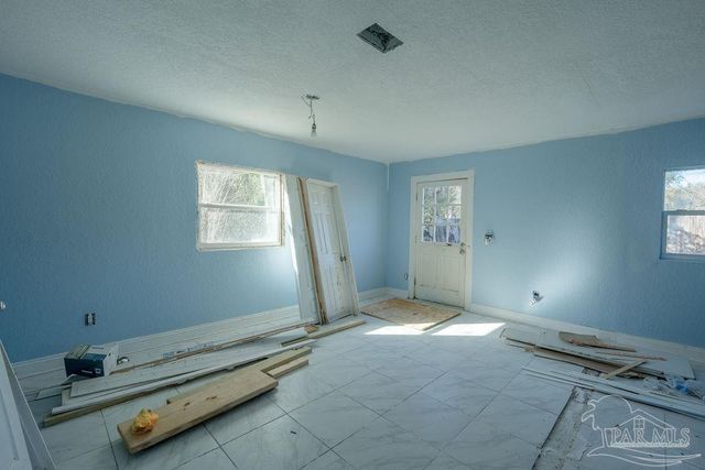 800 Mallory St, Pensacola, FL 32501