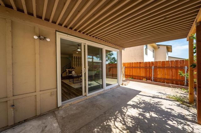 1218 Caminito Tulipan, San Diego, CA 92154