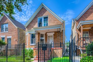922 N Homan Avenue, Chicago, IL 60651