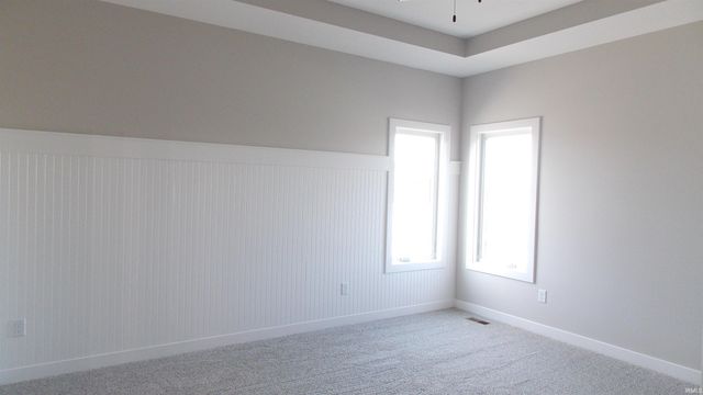 5070 CHICKADEE Drive, Woodburn, IN 46797
