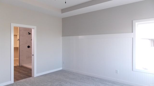 5070 CHICKADEE Drive, Woodburn, IN 46797