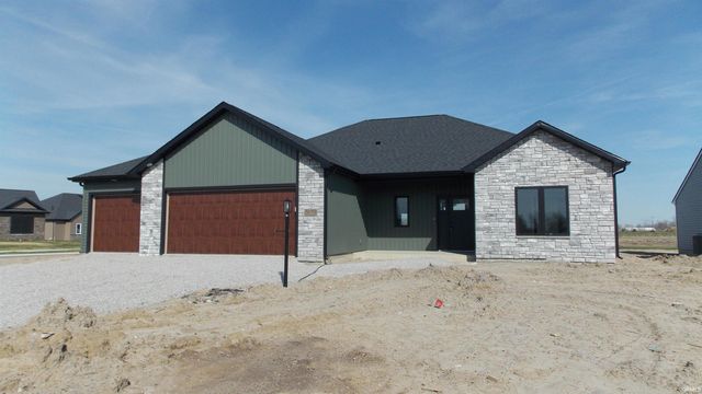 5070 CHICKADEE Drive, Woodburn, IN 46797