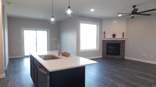 5070 CHICKADEE Drive, Woodburn, IN 46797