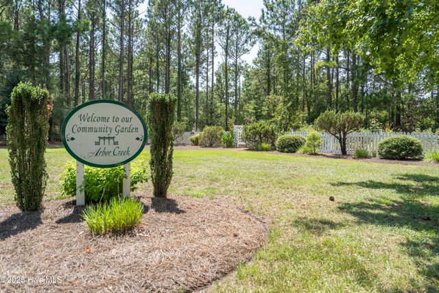 3905 Meeting Place Lane, Southport, NC 28461