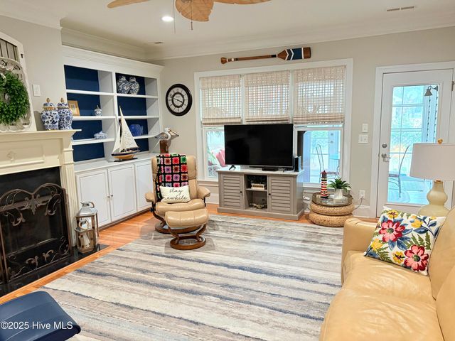 3905 Meeting Place Lane, Southport, NC 28461