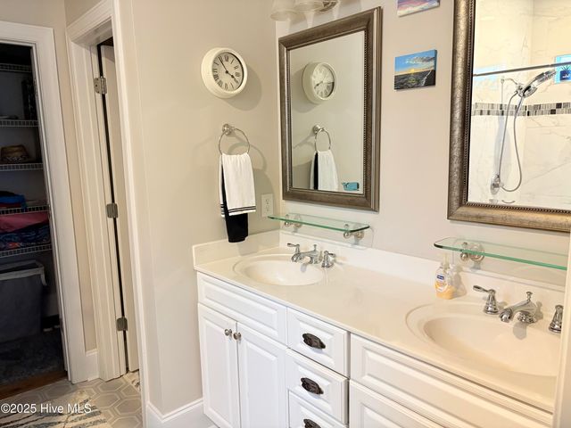 3905 Meeting Place Lane, Southport, NC 28461