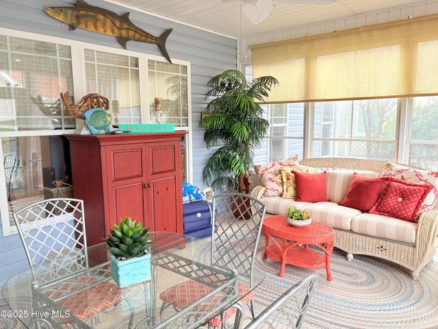 3905 Meeting Place Lane, Southport, NC 28461