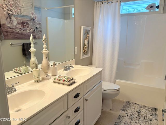 3905 Meeting Place Lane, Southport, NC 28461