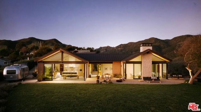 5792 Calpine Drive, Malibu, CA 90265