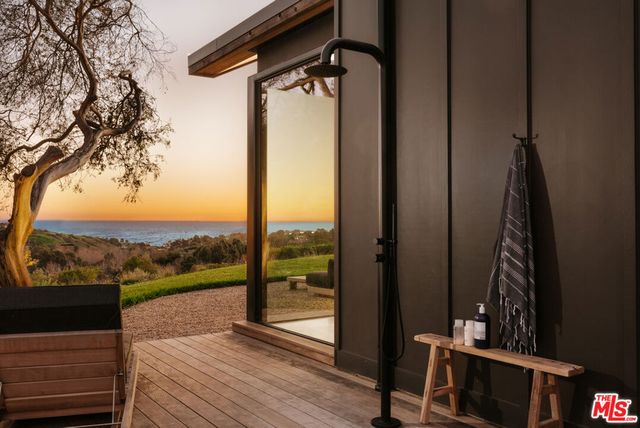 5792 Calpine Drive, Malibu, CA 90265